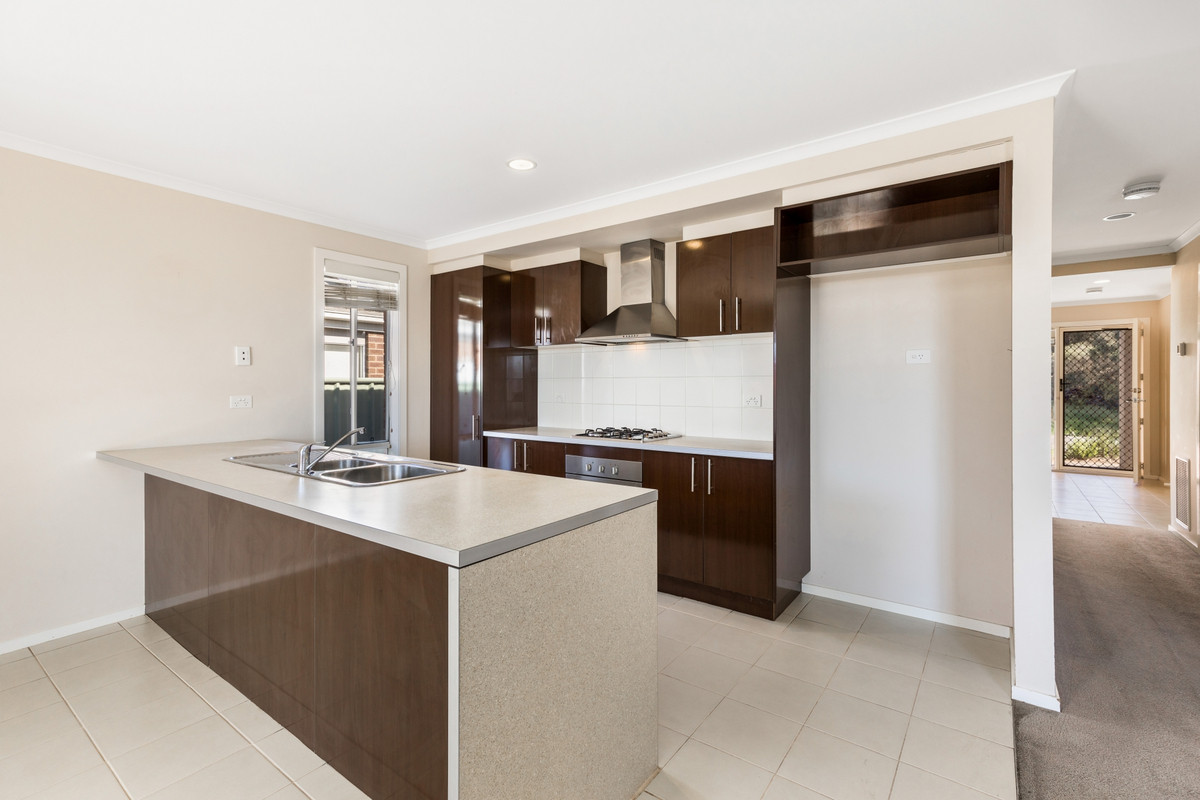 7 Vista Street, EAGLEHAWK VIC 3556, Eaglehawk - Thumbnail 2