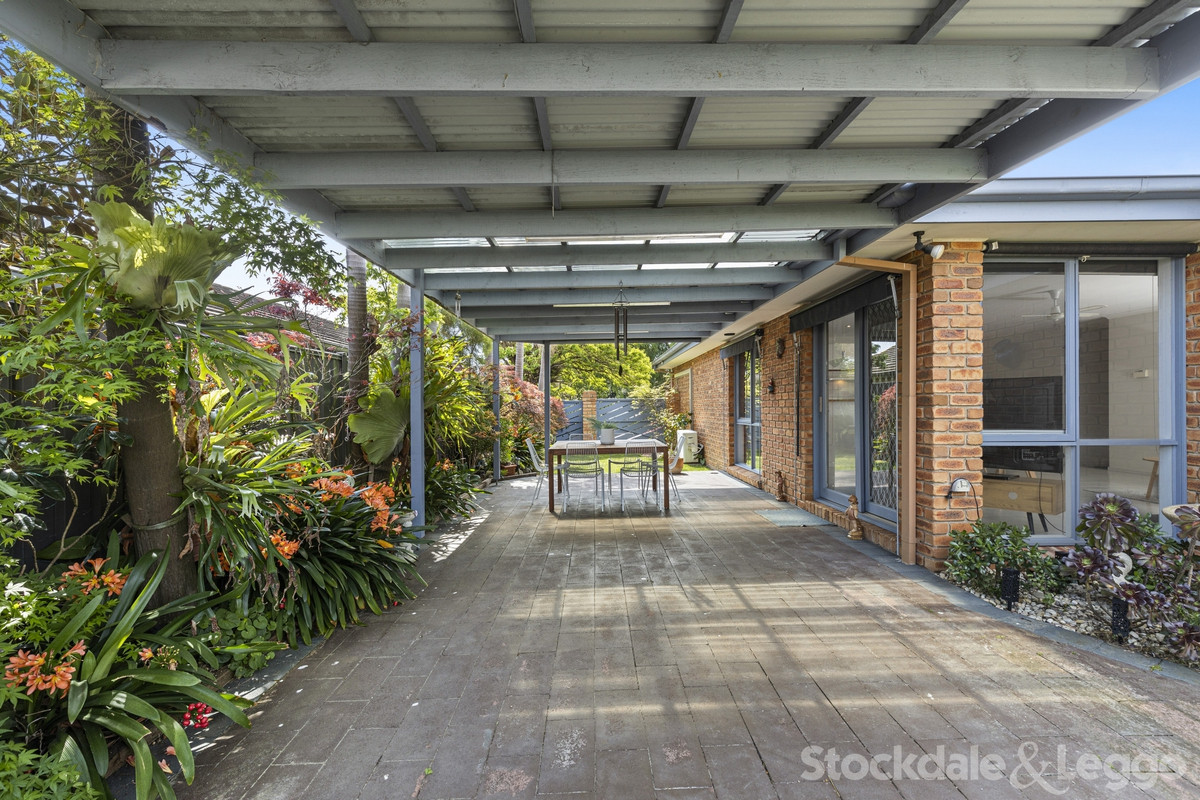 112 Avebury Drive, Berwick VIC 3806, Berwick - Thumbnail 6