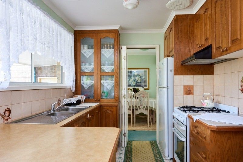42 Browns Road, Noble Park North VIC, Noble Park North - Thumbnail 4
