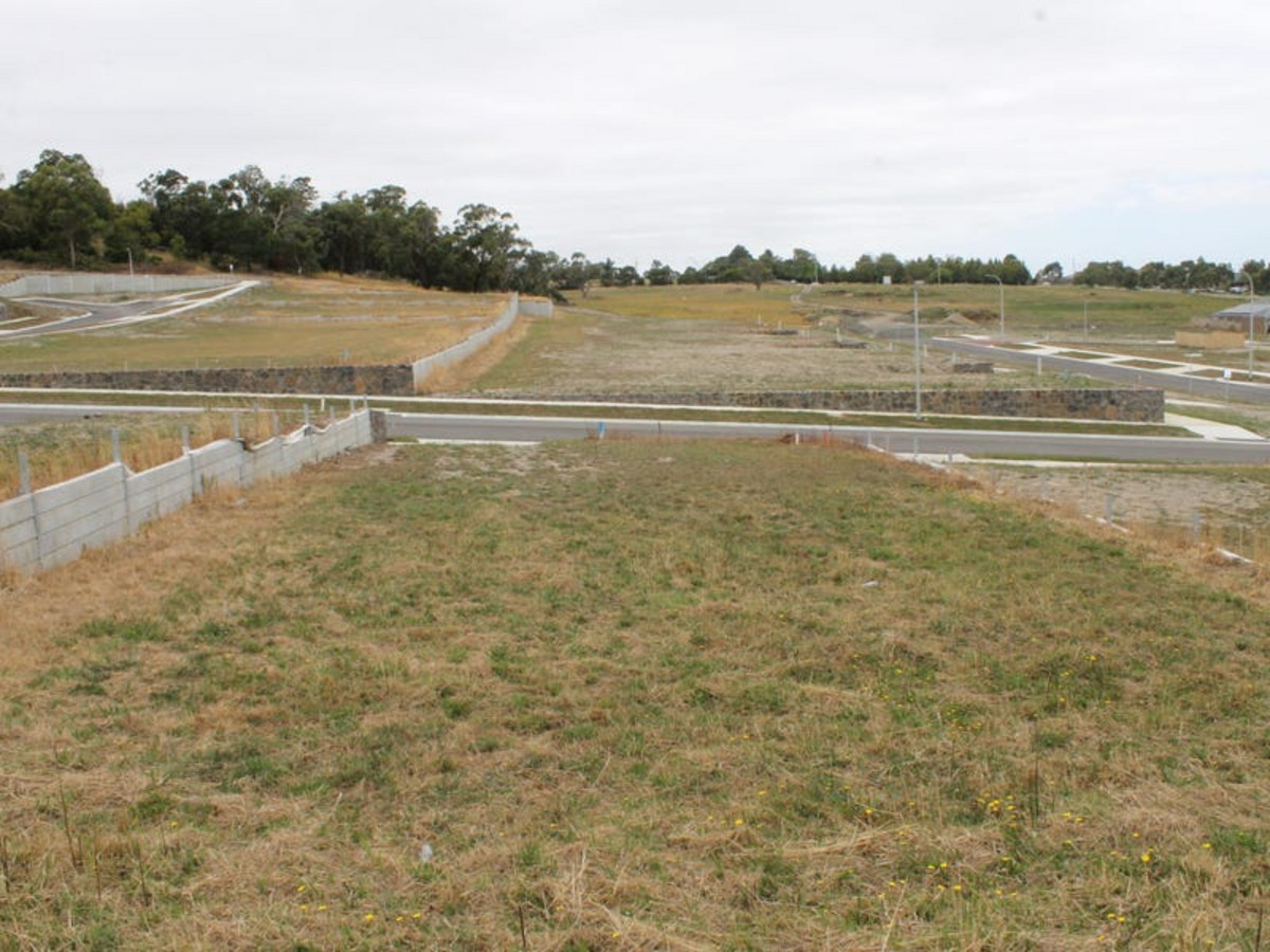 Lot 1010 / 34 Sampson Drive, PAKENHAM VIC 3810, Pakenham - Thumbnail 3