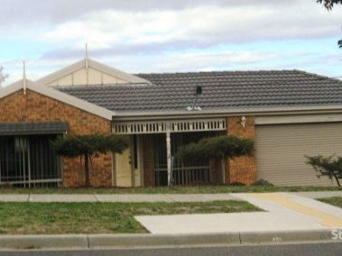 9 Balmoral Way, PAKENHAM VIC 3810 Stockdale & Leggo