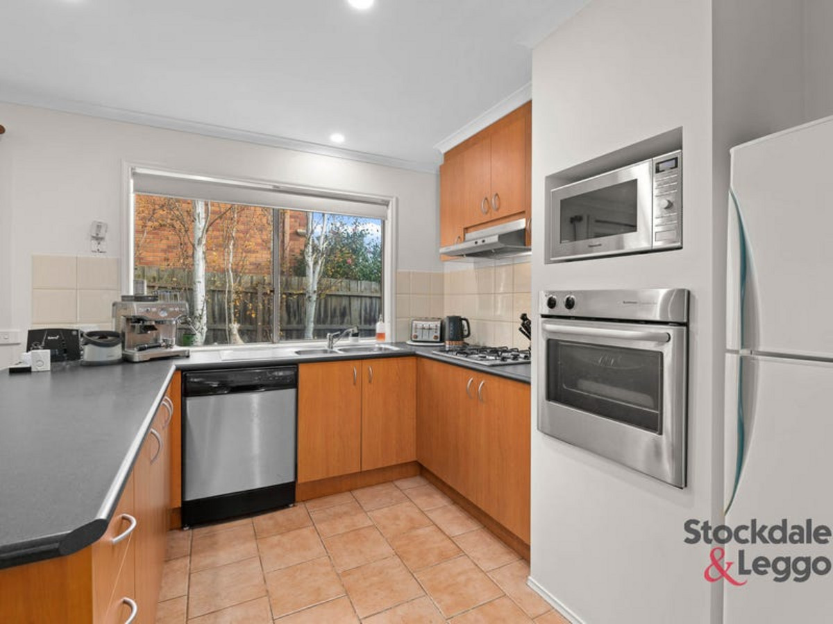 43 Ardblair Terrace, NARRE WARREN SOUTH VIC 3805, Narre Warren South - Thumbnail 6