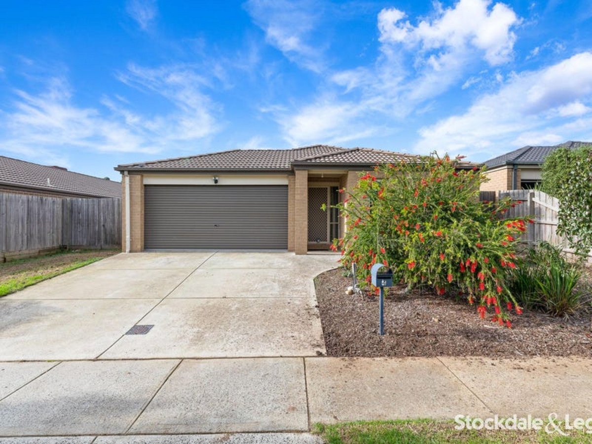 4 Clifford Drive, DROUIN VIC 3818, Drouin - Thumbnail 2
