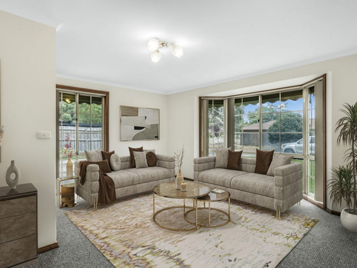 9 Gullquist Way, PAKENHAM VIC 3810, Pakenham - Thumbnail 2