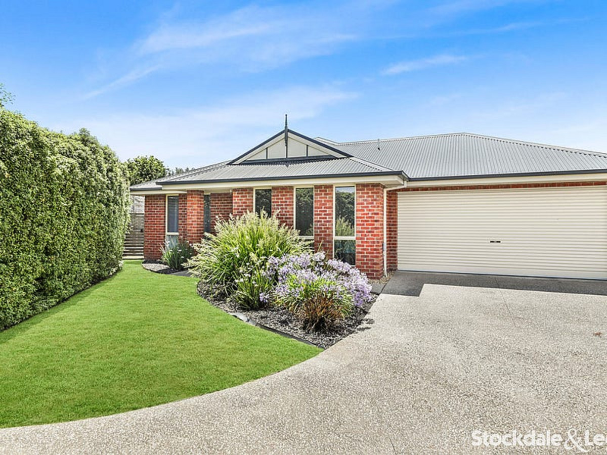 3 / 55 Sandalwood Drive, PAKENHAM VIC 3810, Pakenham - Image 1