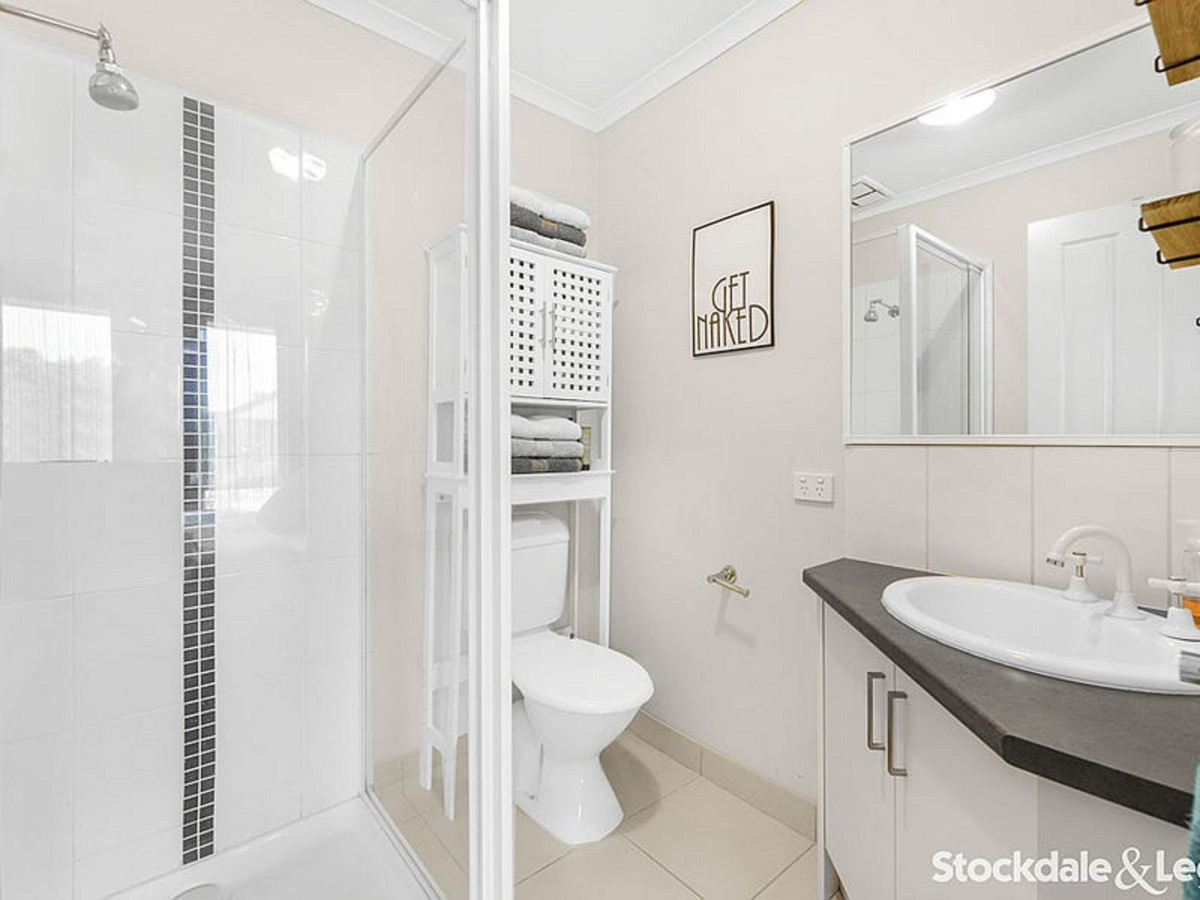 3 / 55 Sandalwood Drive, PAKENHAM VIC 3810, Pakenham - Thumbnail 3