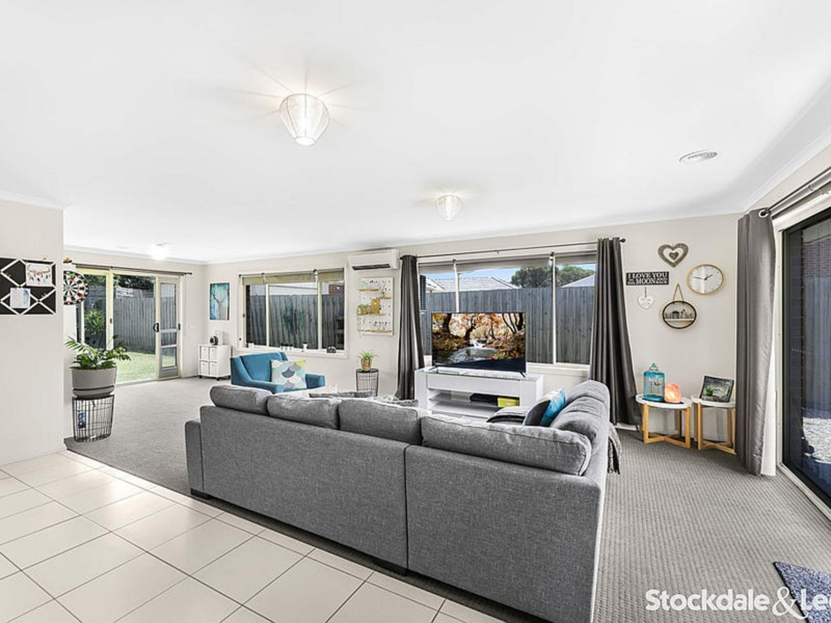 3 / 55 Sandalwood Drive, PAKENHAM VIC 3810, Pakenham - Thumbnail 4
