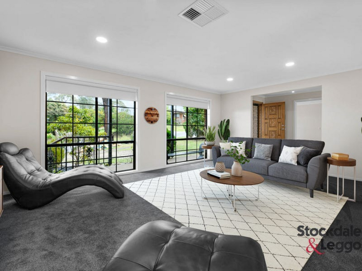 9 Highview Court, PAKENHAM VIC 3810, Pakenham - Thumbnail 2
