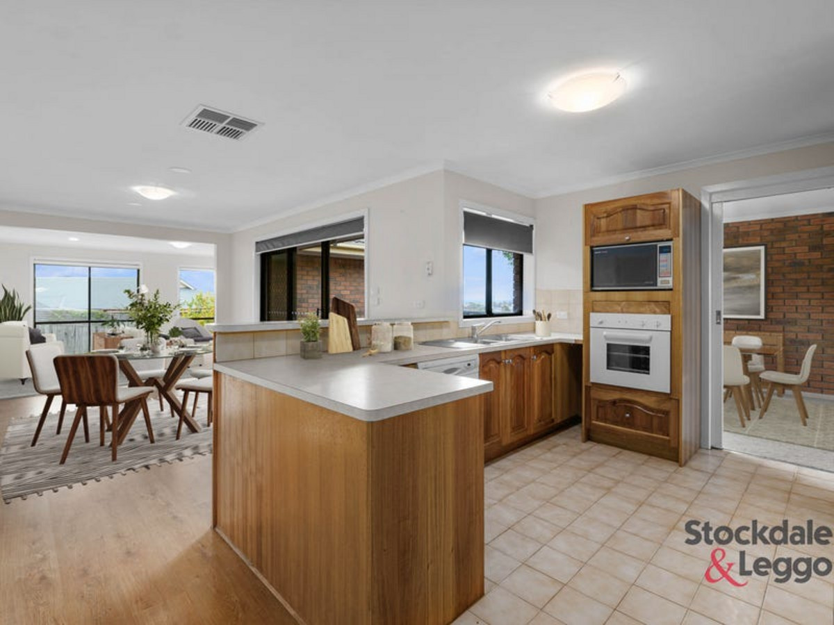 9 Highview Court, PAKENHAM VIC 3810, Pakenham - Thumbnail 5