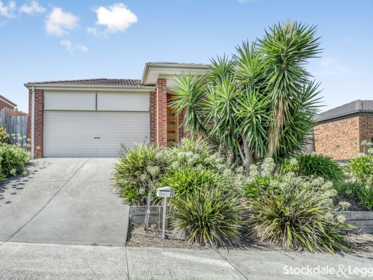 21 Yellow Gum Drive, PAKENHAM VIC 3810 Stockdale & Leggo
