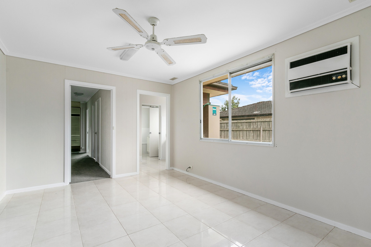 49 Maple Crescent, CHURCHILL VIC 3842, Churchill - Thumbnail 5