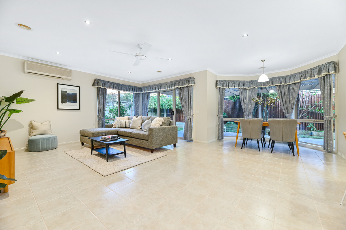 36 Montpelier Drive, Berwick VIC 3806, Berwick - Thumbnail 3