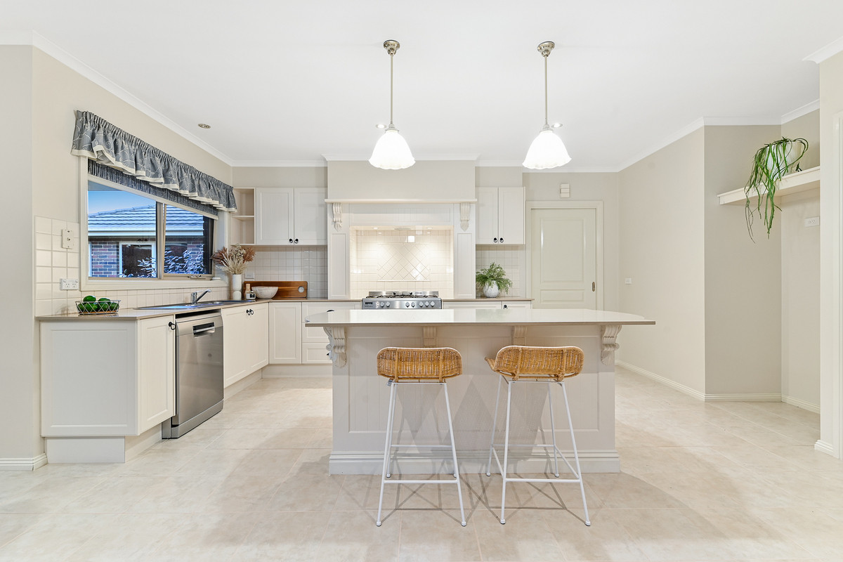 36 Montpelier Drive, Berwick VIC 3806, Berwick - Thumbnail 7