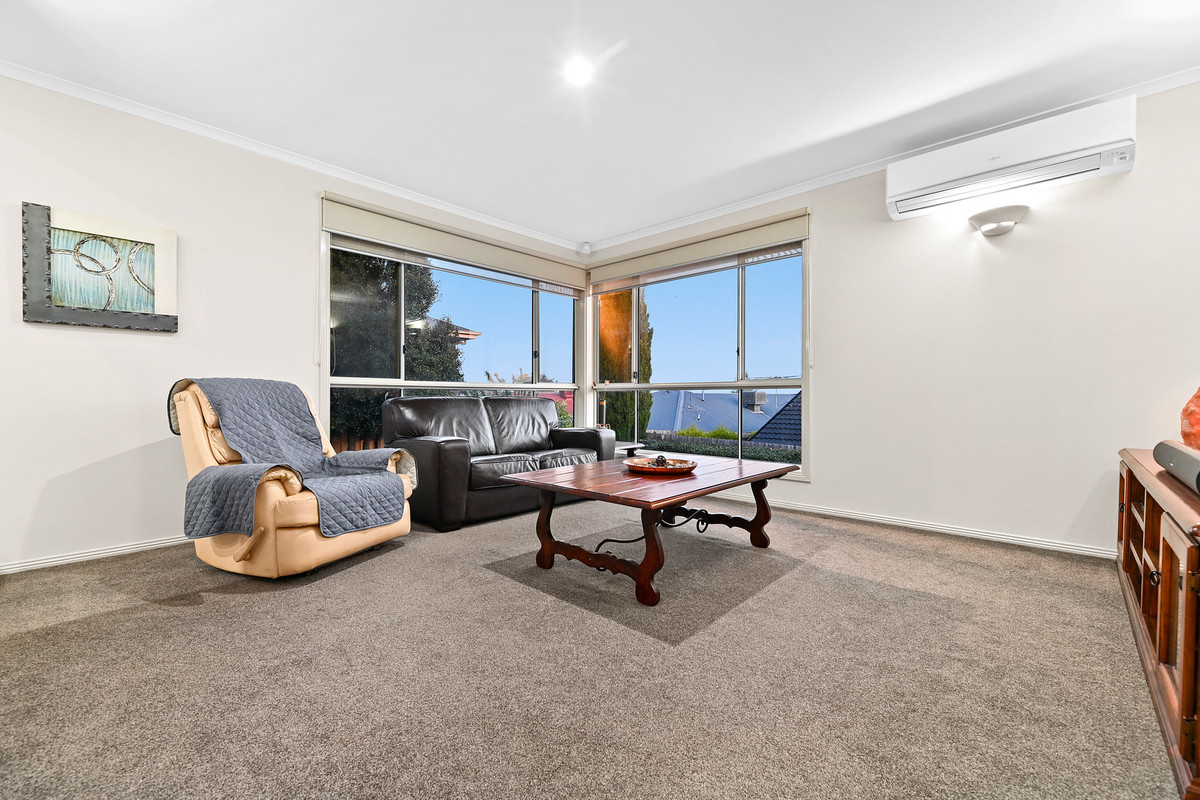 26 Earlsfield Drive, Berwick VIC 3806, Berwick - Thumbnail 6