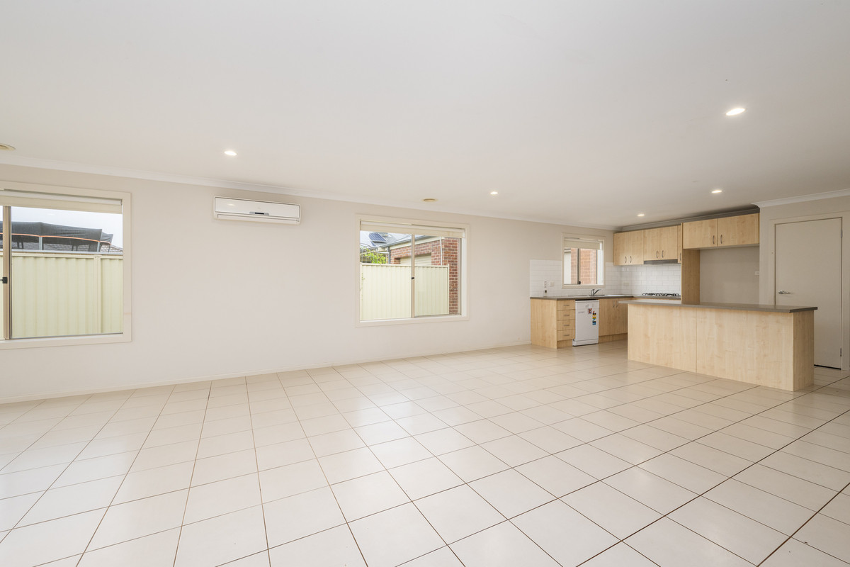 14 Sherwood Court, SHEPPARTON NORTH VIC 3631, Shepparton North - Thumbnail 3