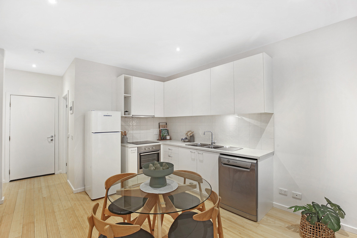 24 Waxflower Crescent, BUNDOORA VIC 3083, Bundoora - Thumbnail 3