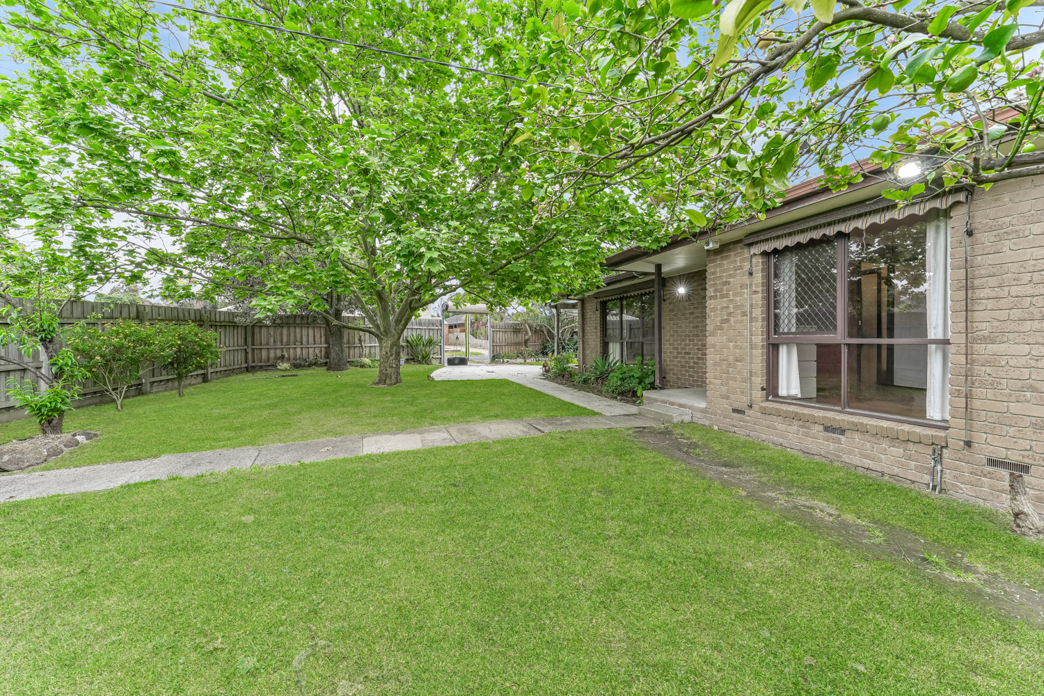 27 Fillmore Road, Dandenong North VIC, Dandenong North - Thumbnail 2