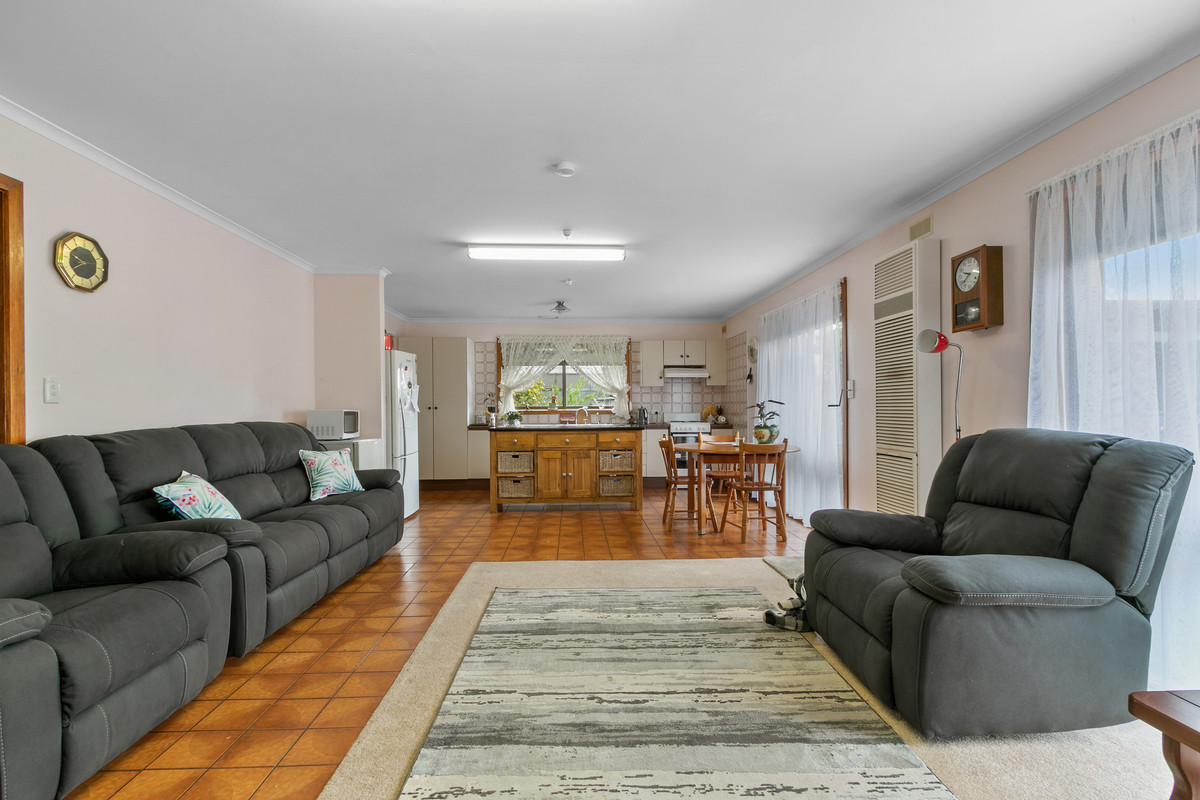 2 / 55 Latrobe Road, MORWELL VIC 3840, Morwell - Thumbnail 3