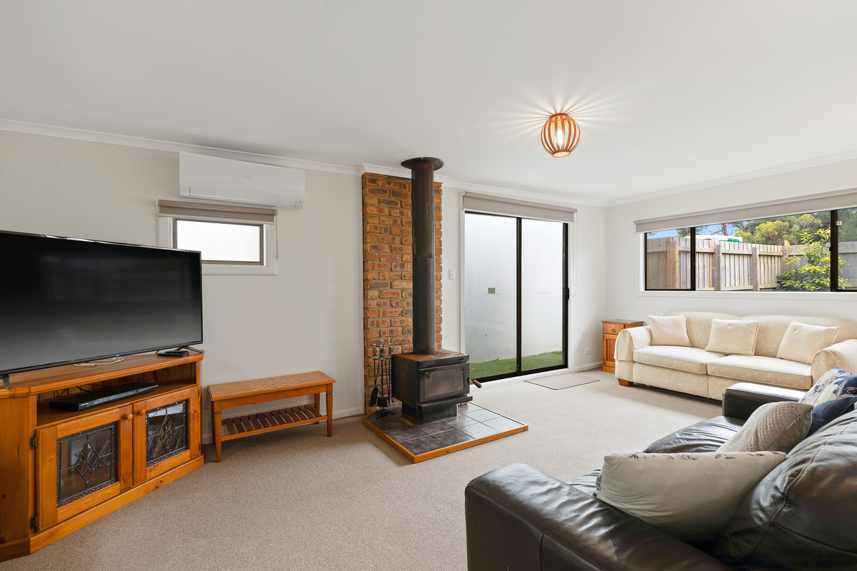 6 Churchill Drive, Cowes VIC 3922, Cowes - Thumbnail 6