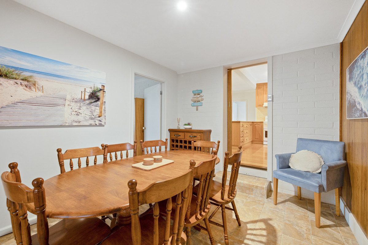 6 Churchill Drive, Cowes VIC 3922, Cowes - Thumbnail 5
