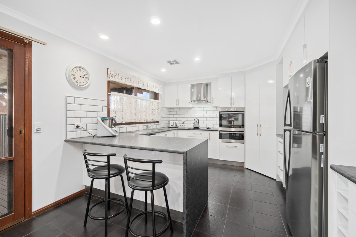 4 Campbell Street, Toongabbie VIC 3856, Toongabbie - Thumbnail 7