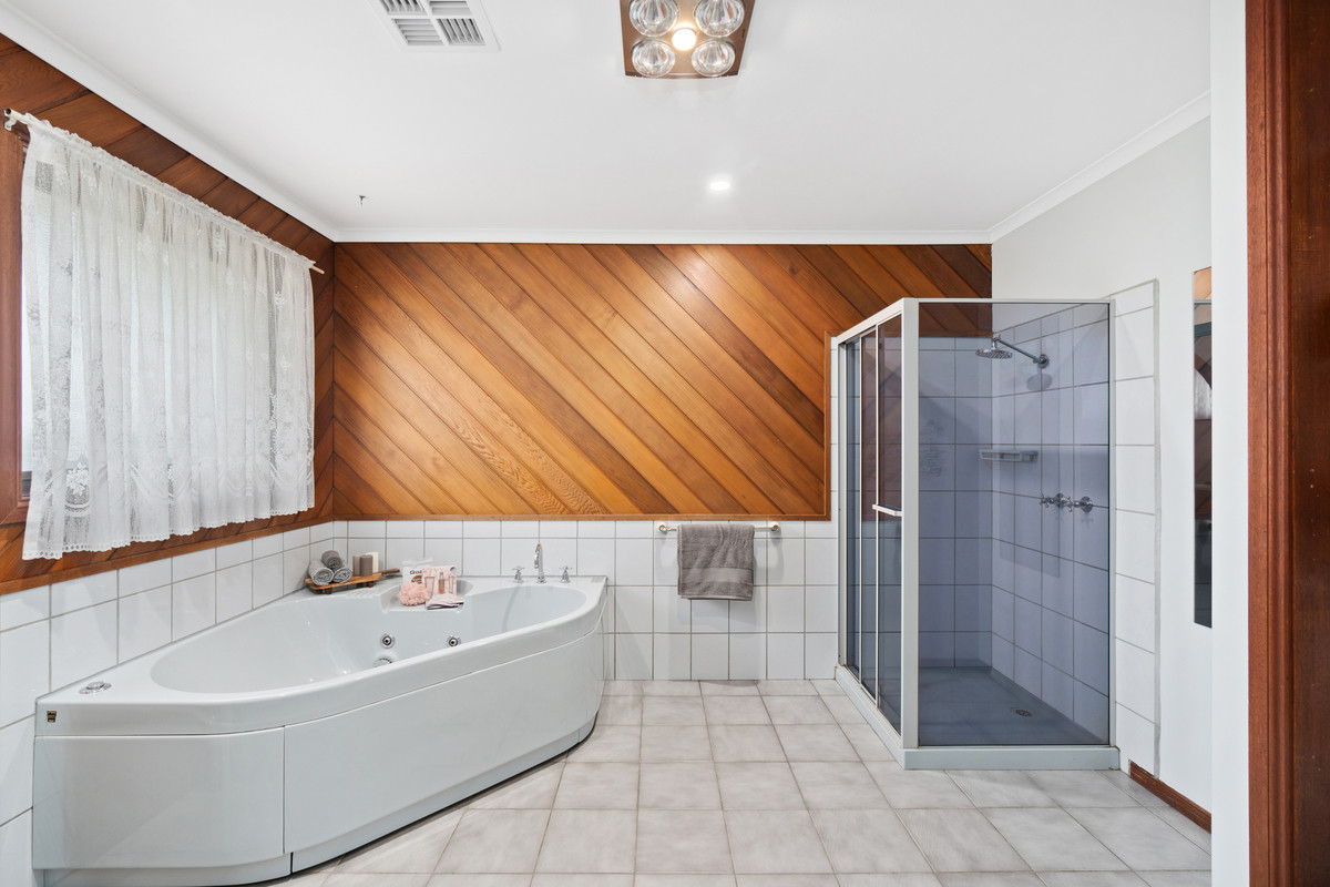 4 Campbell Street, Toongabbie VIC 3856, Toongabbie - Thumbnail 6