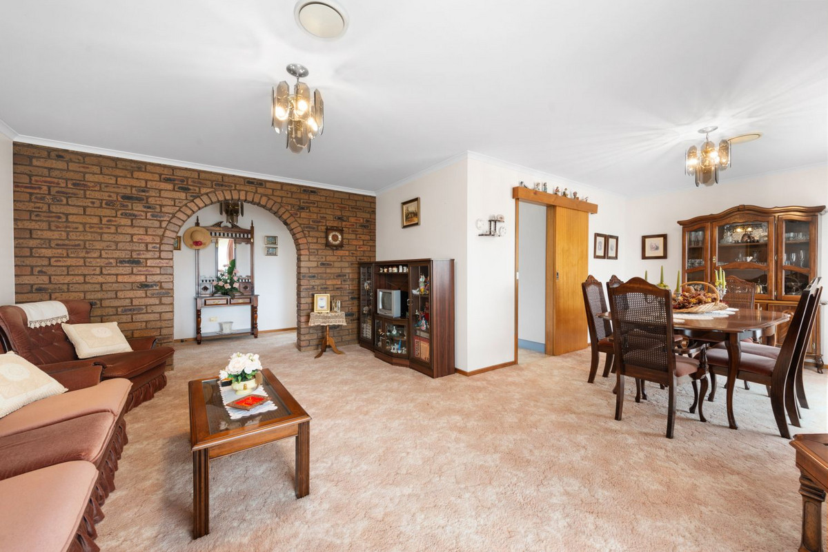 8 Wingan Way, Morwell VIC 3840, Morwell - Thumbnail 2