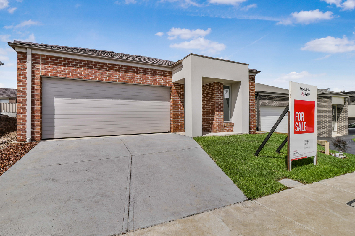 7 Saunders Way, PAKENHAM VIC 3810 Stockdale & Leggo