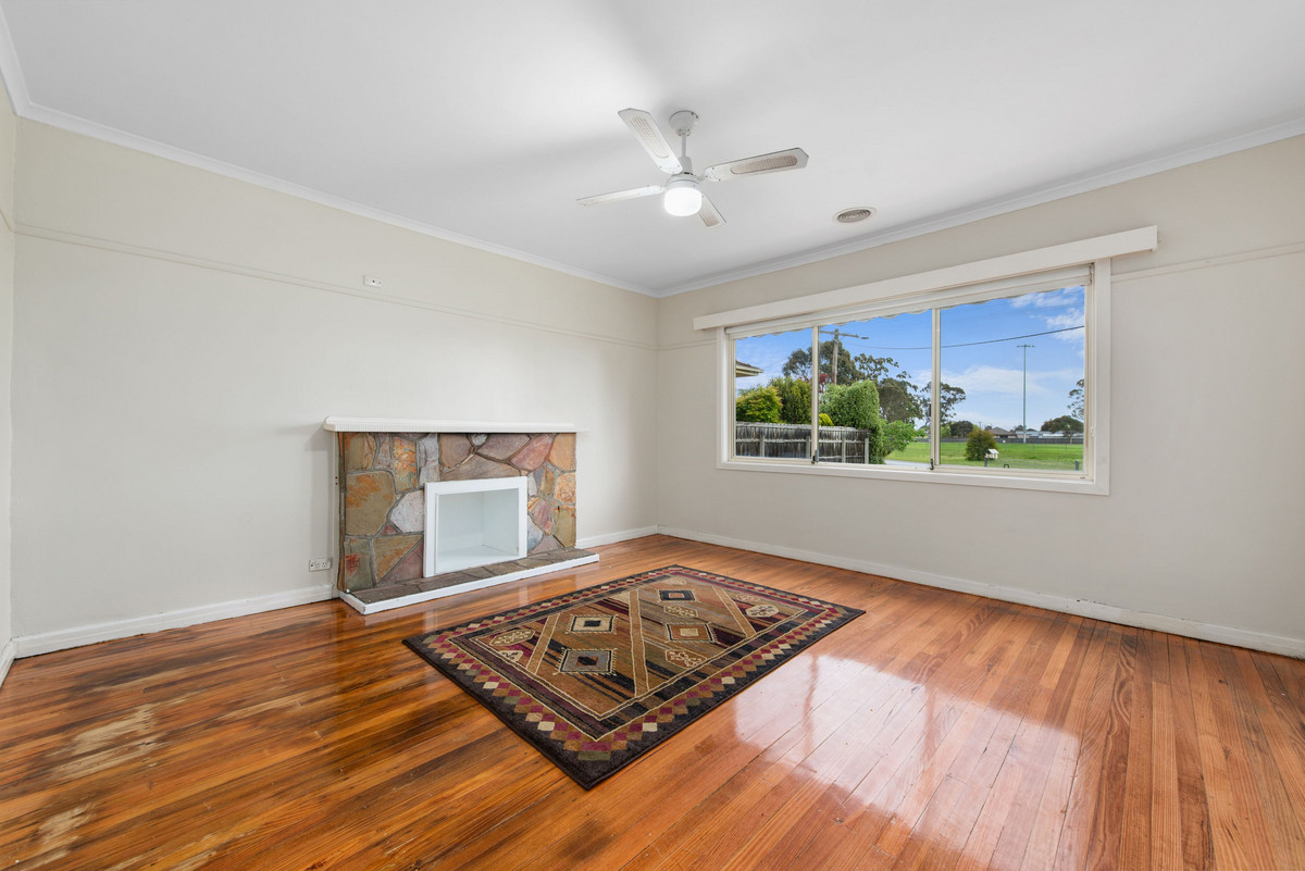 38 Collins Street, Morwell VIC 3840, Morwell - Thumbnail 3