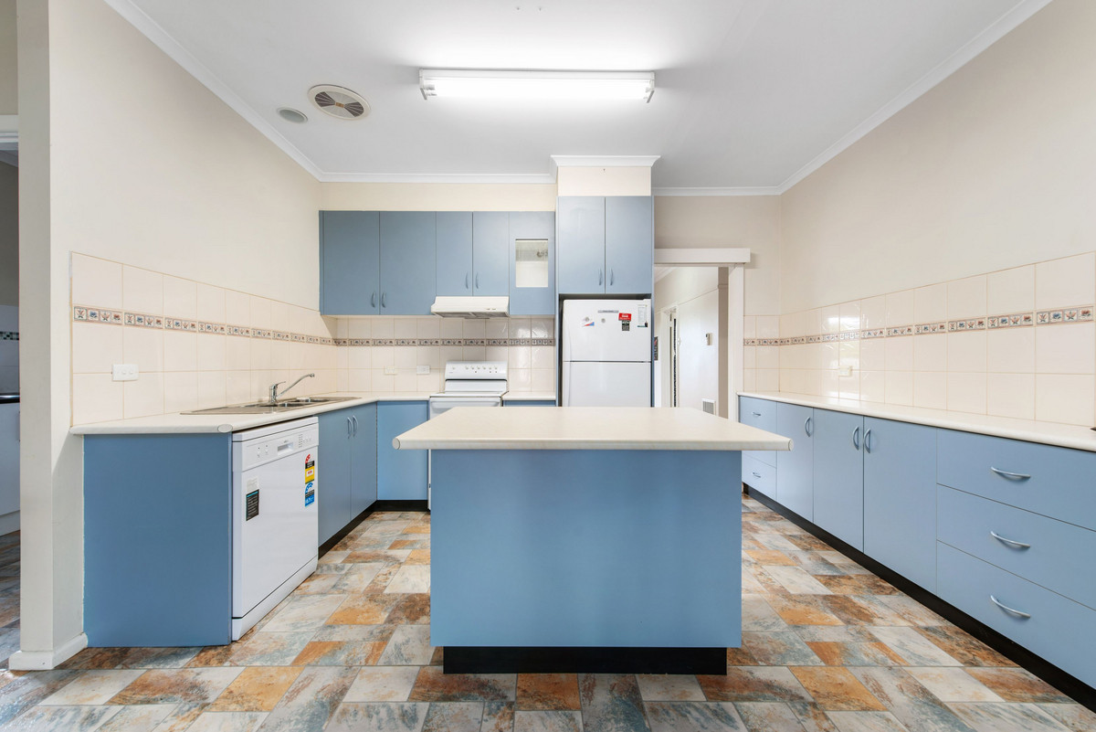 38 Collins Street, Morwell VIC 3840, Morwell - Thumbnail 5