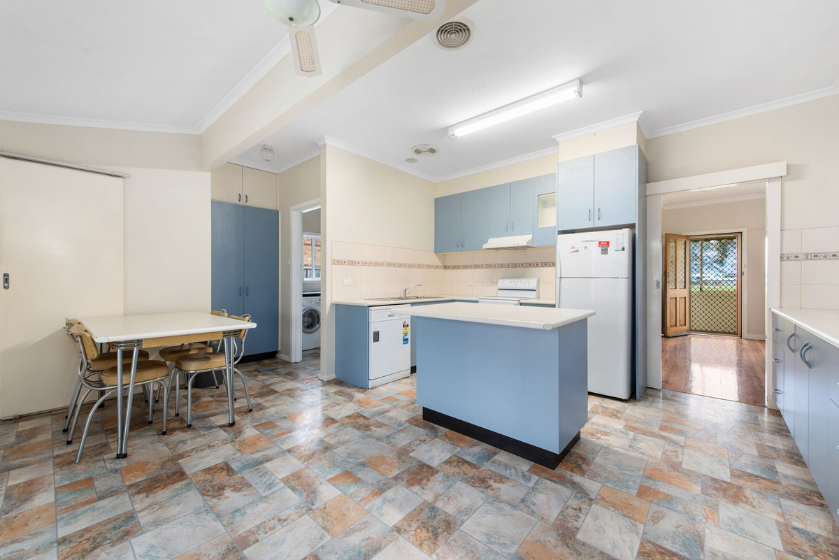 38 Collins Street, Morwell VIC 3840, Morwell - Thumbnail 6