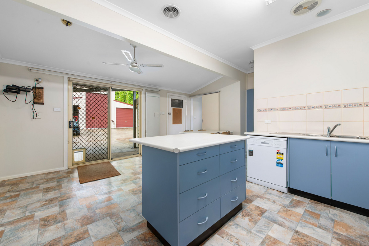 38 Collins Street, Morwell VIC 3840, Morwell - Thumbnail 7