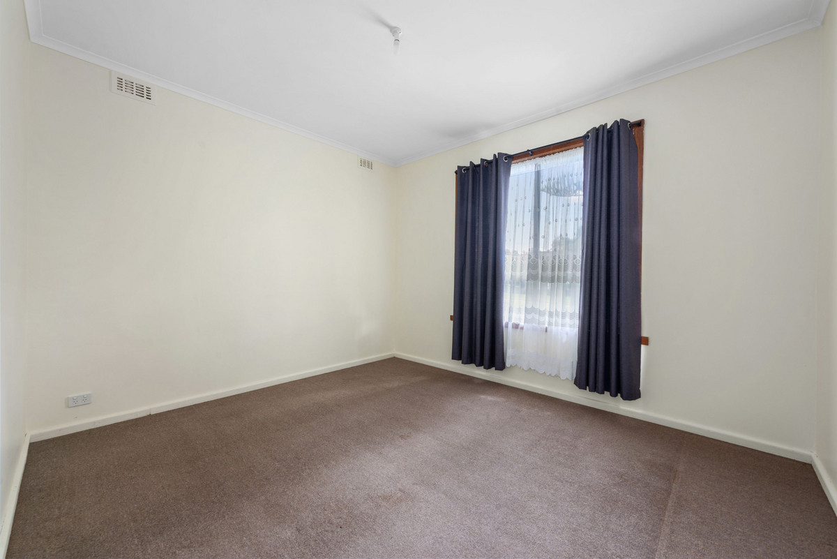 34 Churchill Road, Morwell VIC 3840, Morwell - Thumbnail 5