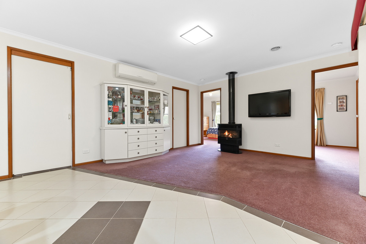15 Wesley Drive, Narre Warren VIC 3805, Narre Warren - Thumbnail 5