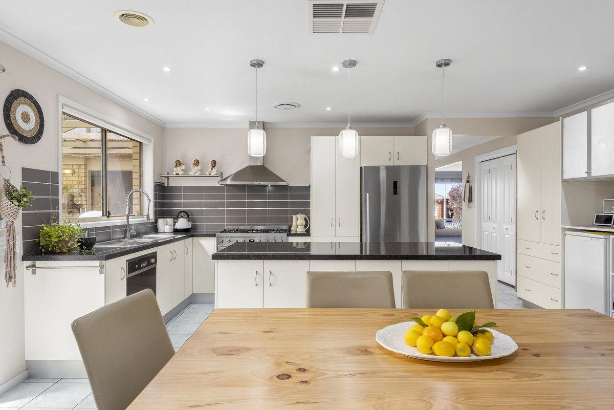 21 Roseview Way, St Albans Park VIC 3219, St Albans Park - Thumbnail 7