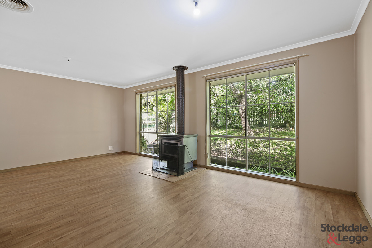 9 Bourke Street, Mirboo North VIC 3871, Mirboo North - Thumbnail 4