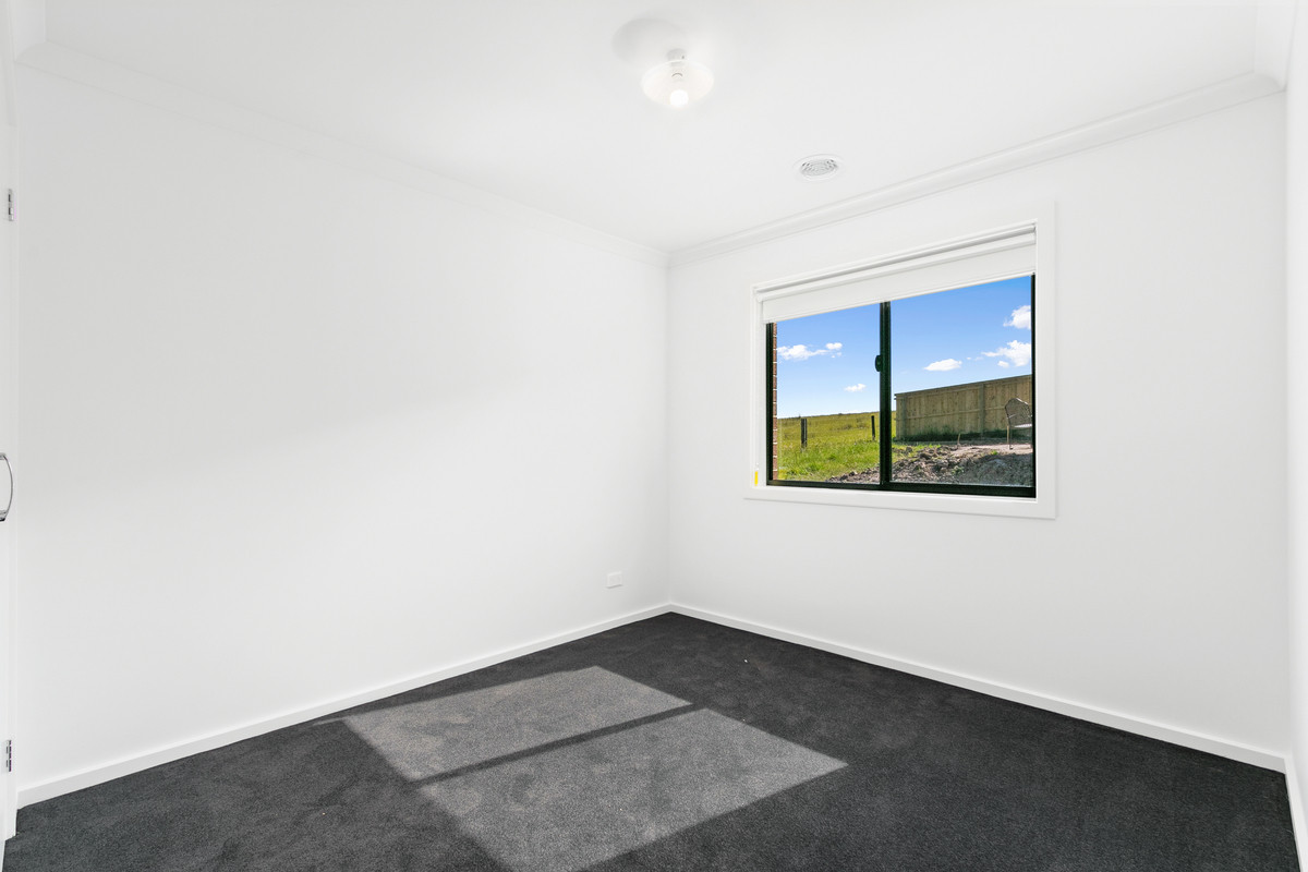 10 Emerald Court, Churchill VIC 3842, Churchill - Thumbnail 7