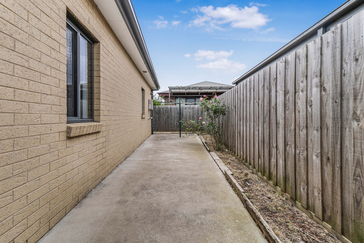 11 Arlington Avenue, PAKENHAM VIC 3810, Pakenham - Thumbnail 8