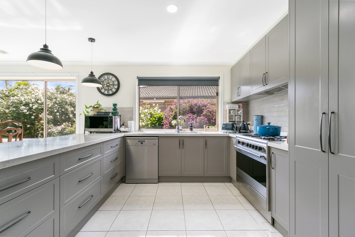 11 Tasman Close, Traralgon VIC 3844, Traralgon - Thumbnail 3
