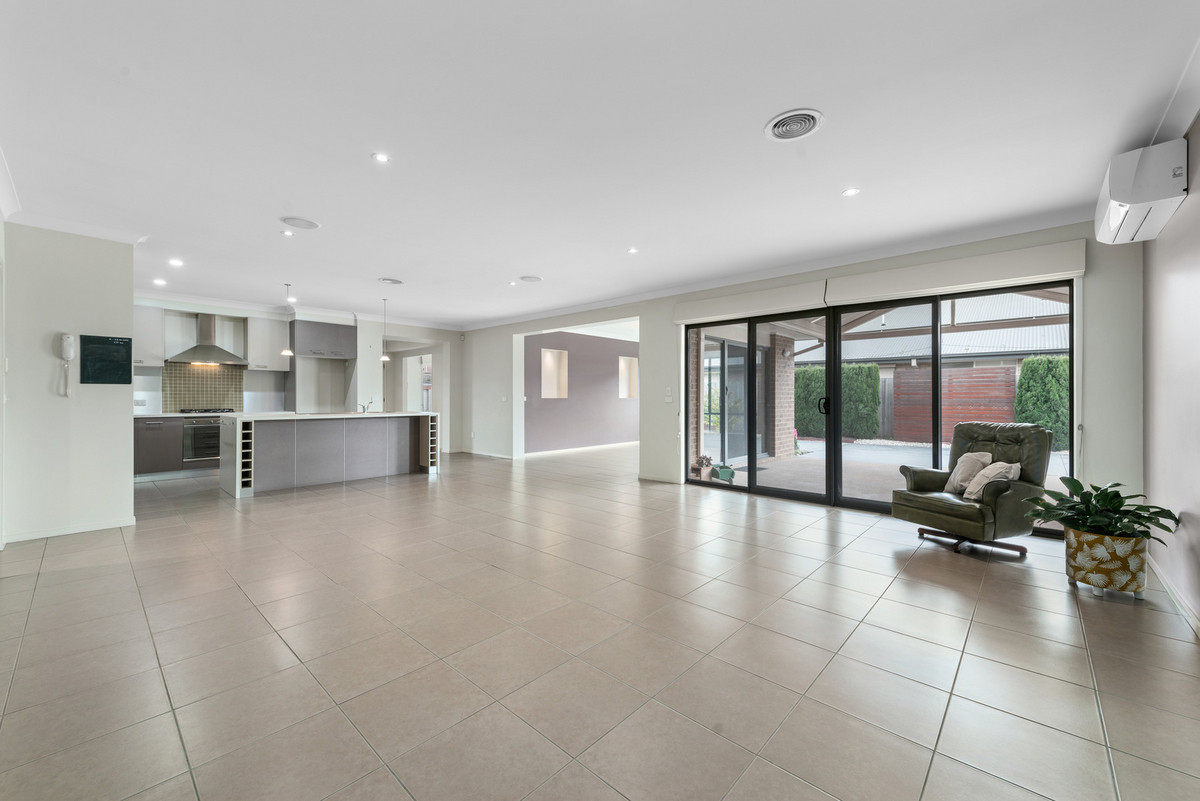 14 Alexandra Avenue, TRARALGON VIC 3844, Traralgon - Thumbnail 3