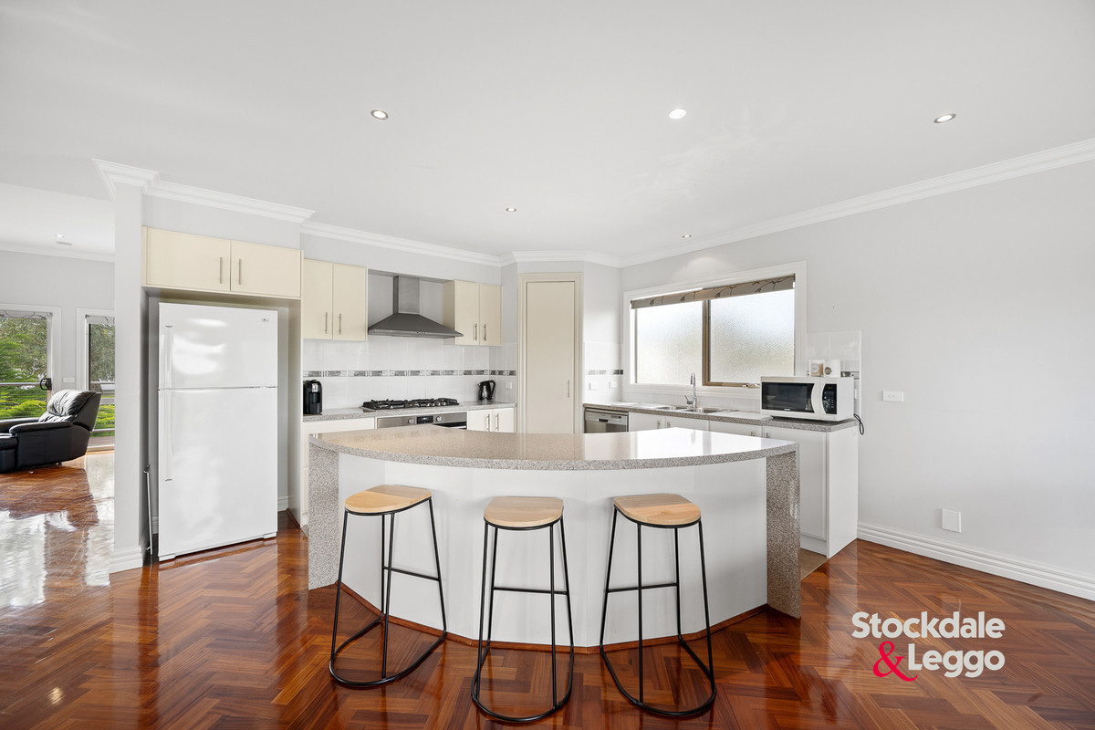 9 Regatta Place, Inverloch VIC 3996, Inverloch - Thumbnail 2