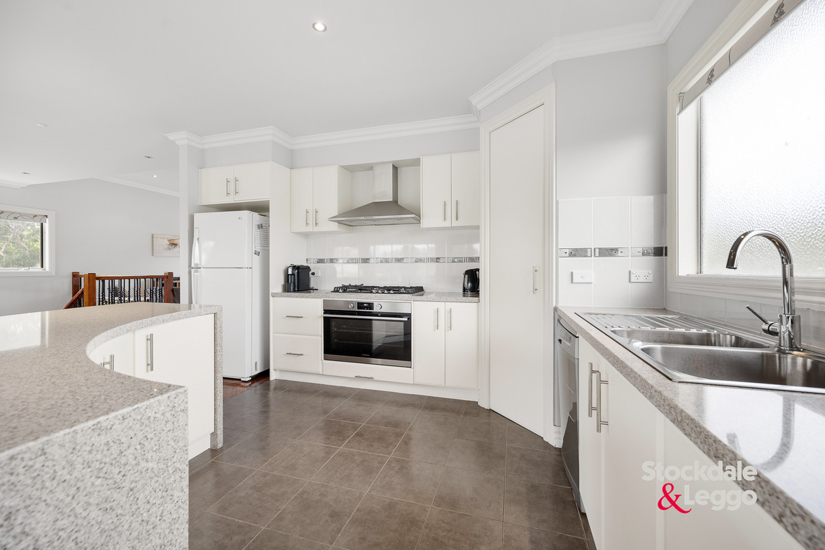 9 Regatta Place, Inverloch VIC 3996, Inverloch - Thumbnail 3