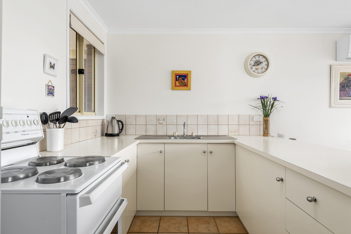 4 / 15 Seaforth Drive, Portarlington VIC 3223, Portarlington - Thumbnail 3