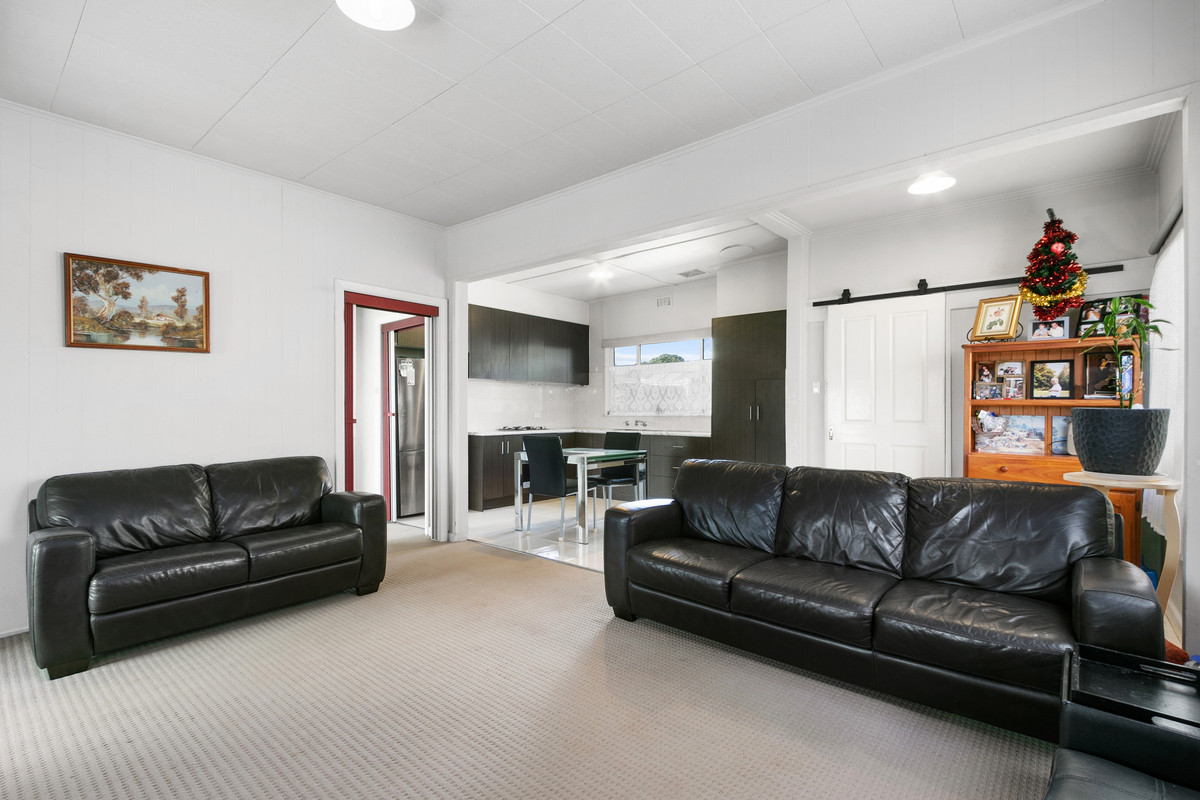 30 Collins Street, Morwell VIC 3840, Morwell - Thumbnail 3