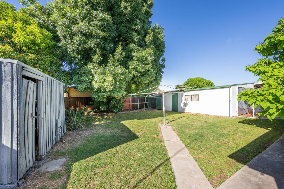 10 Poplar Avenue, Shepparton VIC 3630, Shepparton - Thumbnail 4