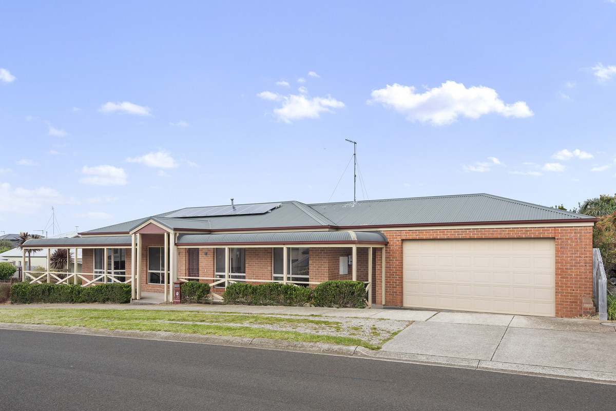 1315 Ernstine Way, DRYSDALE VIC 3222 Stockdale & Leggo