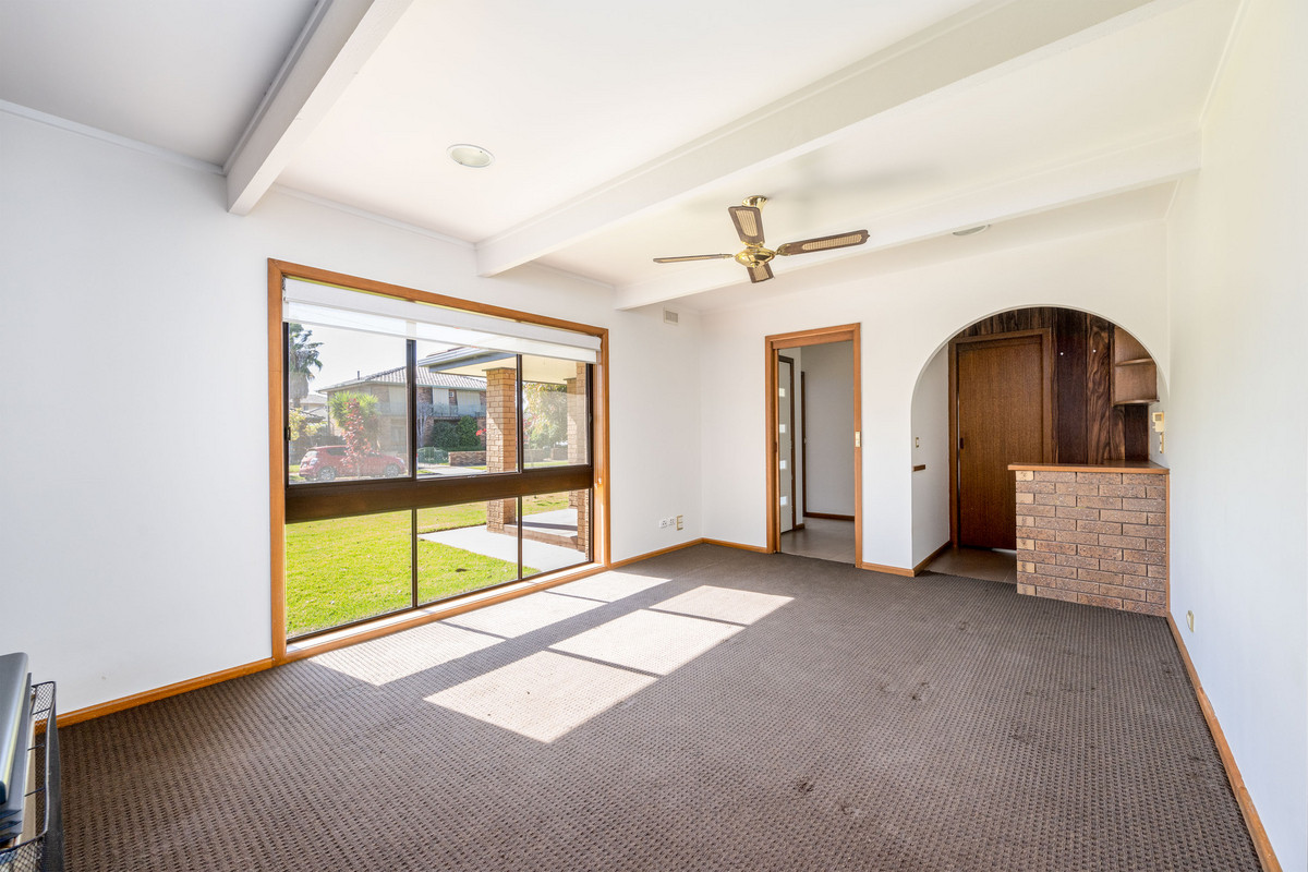 16 Lister Crescent, SHEPPARTON VIC 3630, Shepparton - Thumbnail 3