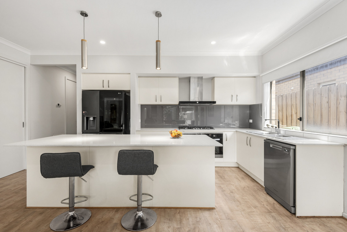 69 Flagstaff Drive, Portarlington VIC 3223, Portarlington - Thumbnail 3