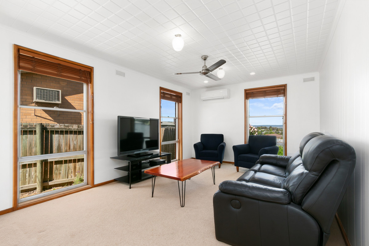 21 Blackwood Crescent, CHURCHILL VIC 3842, Churchill - Thumbnail 4