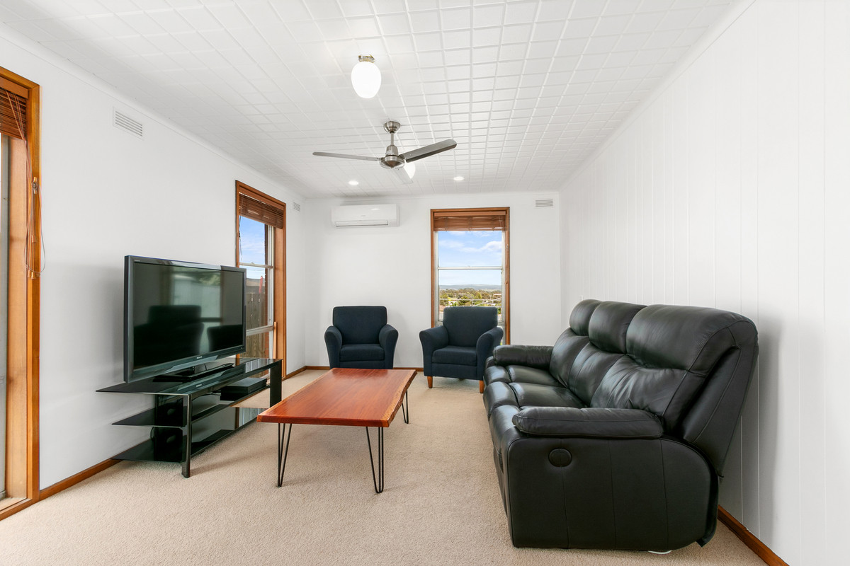 21 Blackwood Crescent, CHURCHILL VIC 3842, Churchill - Thumbnail 5
